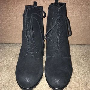 Kenneth Cole Reaction Boots